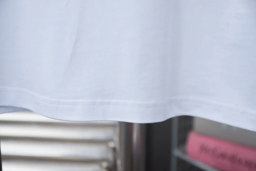 🅿️200 Ch*ome Hearte 25SS early spring new model, hot diamond short sleeves, light luxury, essential item for daily commuting for men and women, correct version, welcome to compare, detailed features · 280 grams of 100% pure cotton double yarn jersey fabric · Special thickened 32 pieces of double-strand 1X1 thread in the same vat custom dyeing · Imported Australian matte pearl diamonds ➕ Three-dimensional wow rubber heart pattern · Double needle stitching and cross-stitching technology · Original main mark, washed tag, brand moisture-proof paper packaging Color: black/white/blue Size: S/M/L/XL